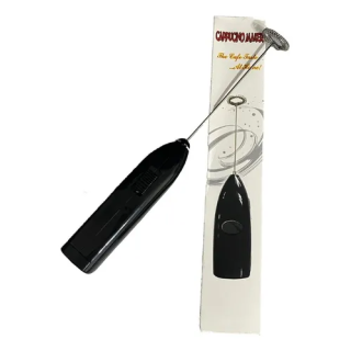 Batidor de capuchinos y leche